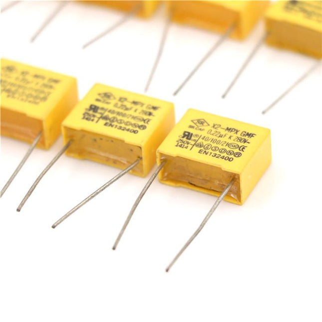 Condensator galben 0,22 din polipropilena - Componente electronice