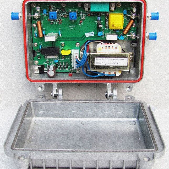Amplificator CATV 860MHz telealimentare 60V