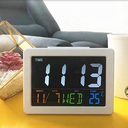 Ceas electronic LCD alb pentru instalatii