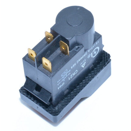Intrerupator 220V 16A AC3 protectie